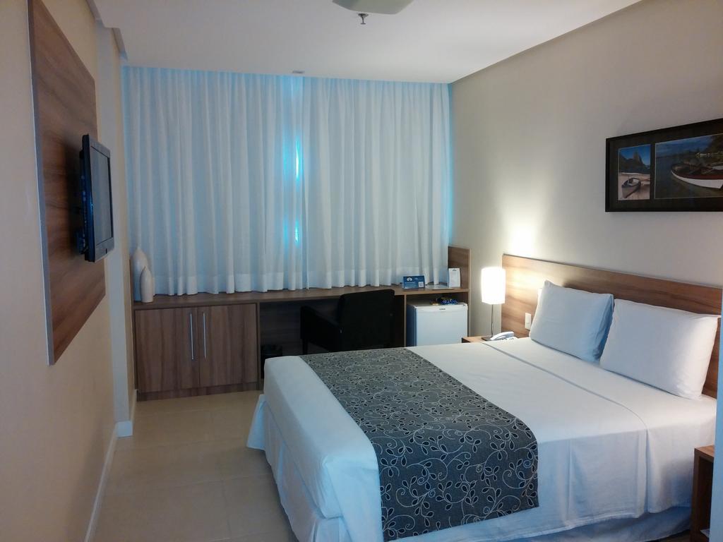 Days Inn By Wyndham Linhares Dış mekan fotoğraf