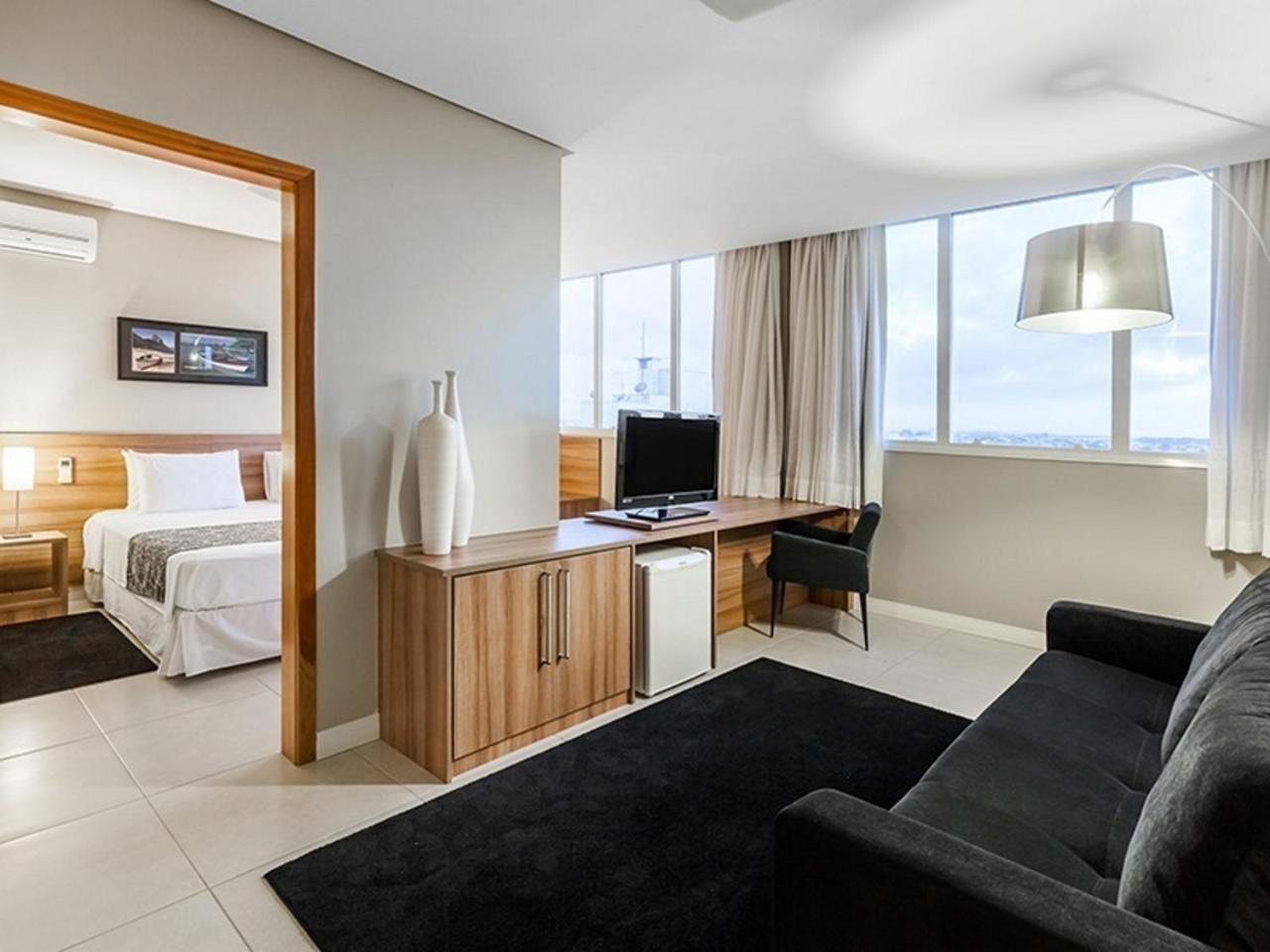 Days Inn By Wyndham Linhares Dış mekan fotoğraf
